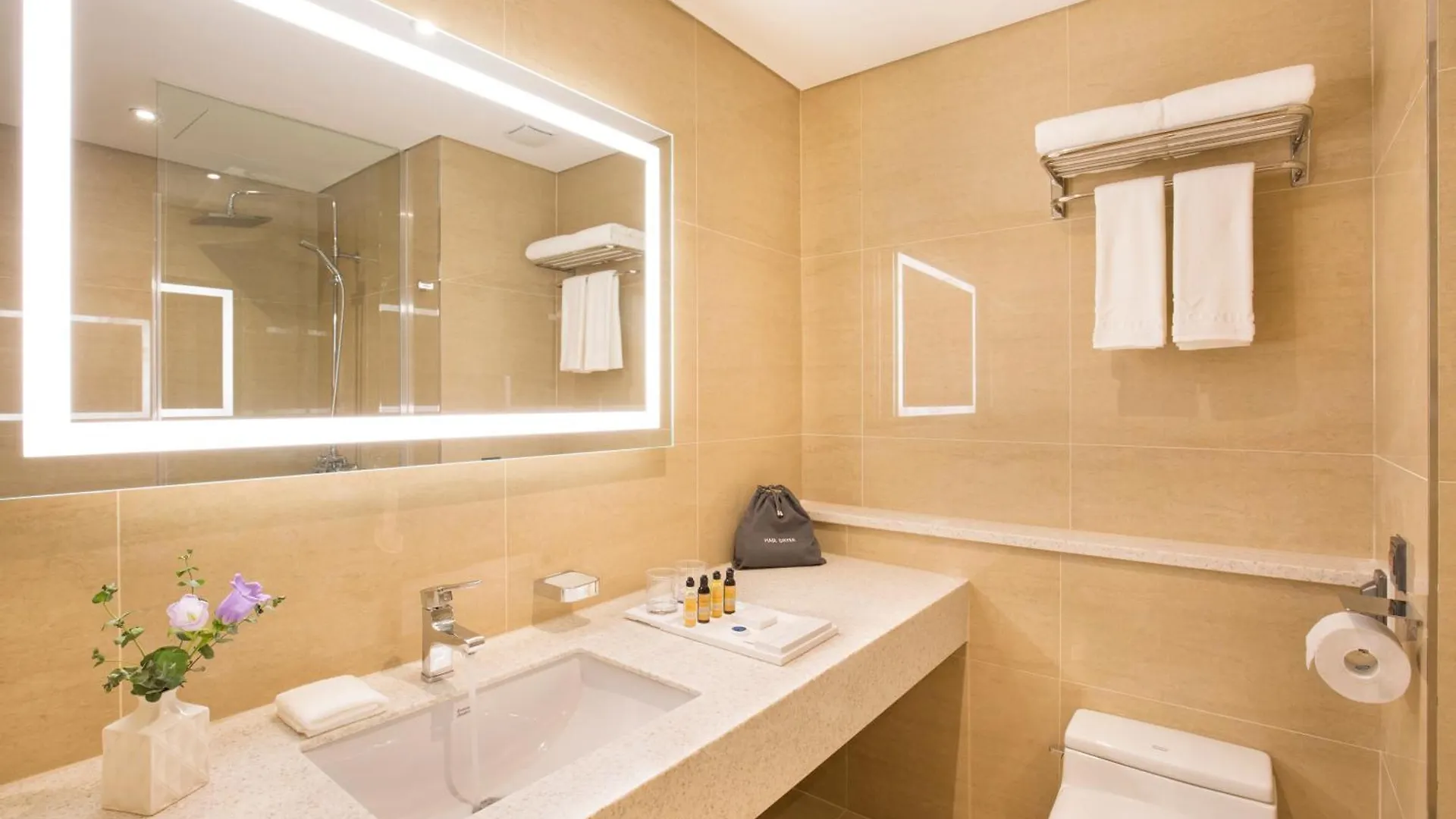 Hotel Central Bay Busan