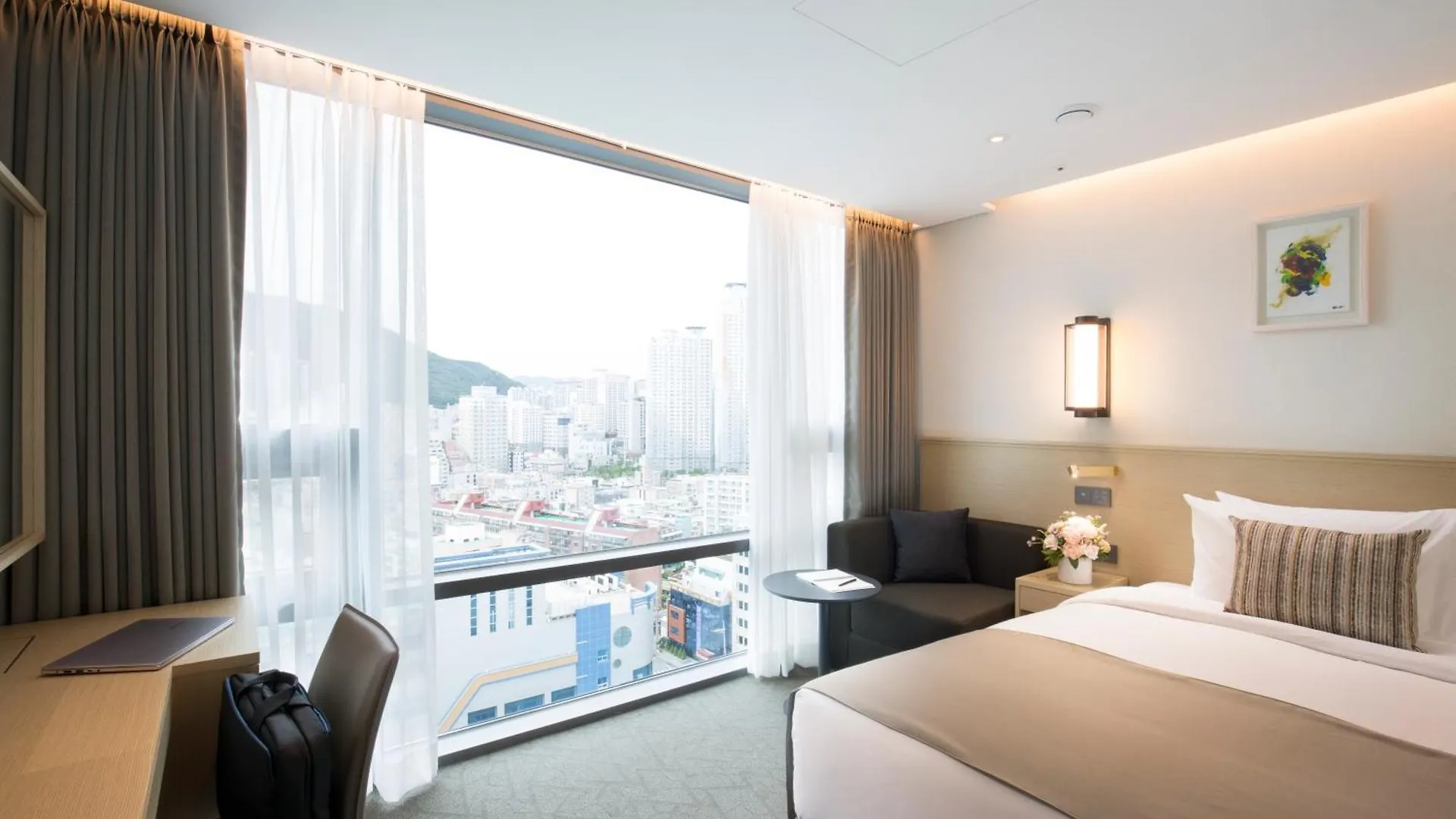 Hotel Central Bay Busan 3*,