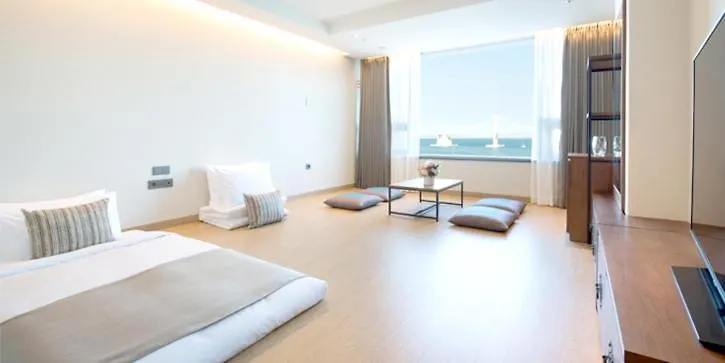 Hotel Central Bay Busan